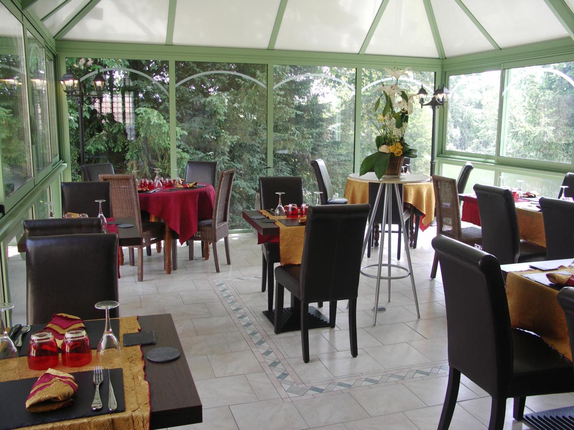 Hotel Relais Saint Louis, Logis Belleme Exterior foto