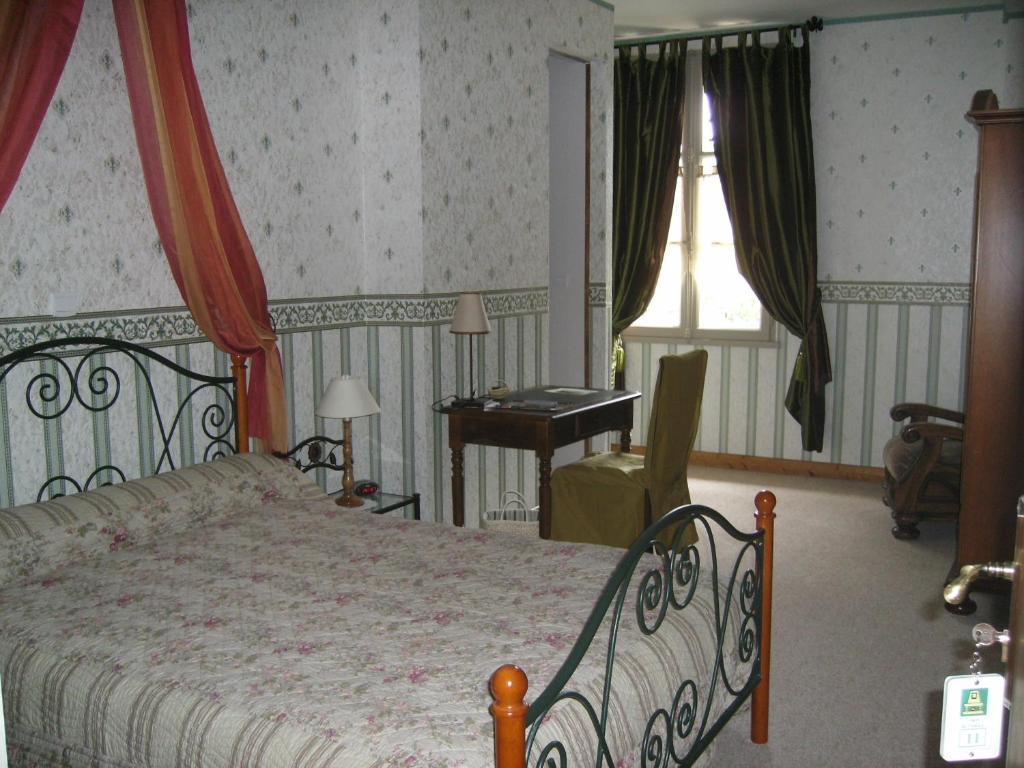 Hotel Relais Saint Louis, Logis Belleme Zimmer foto